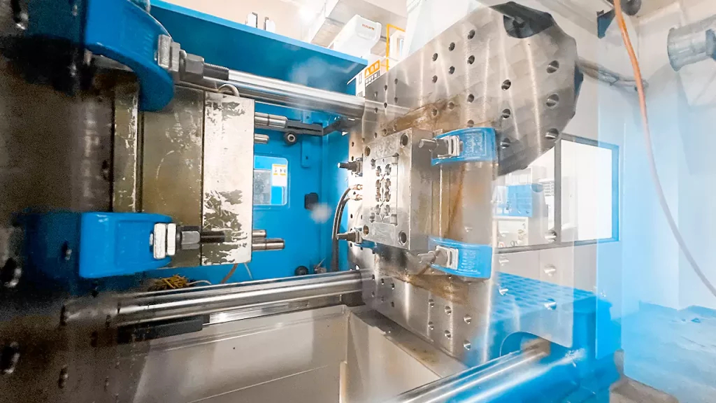 Vallo Plastic Injection Molding.jpg